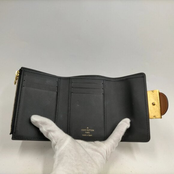 Authentic Louis Vuitton Brown Monogram Wallet mn465-021526 - Picture 5 of 9